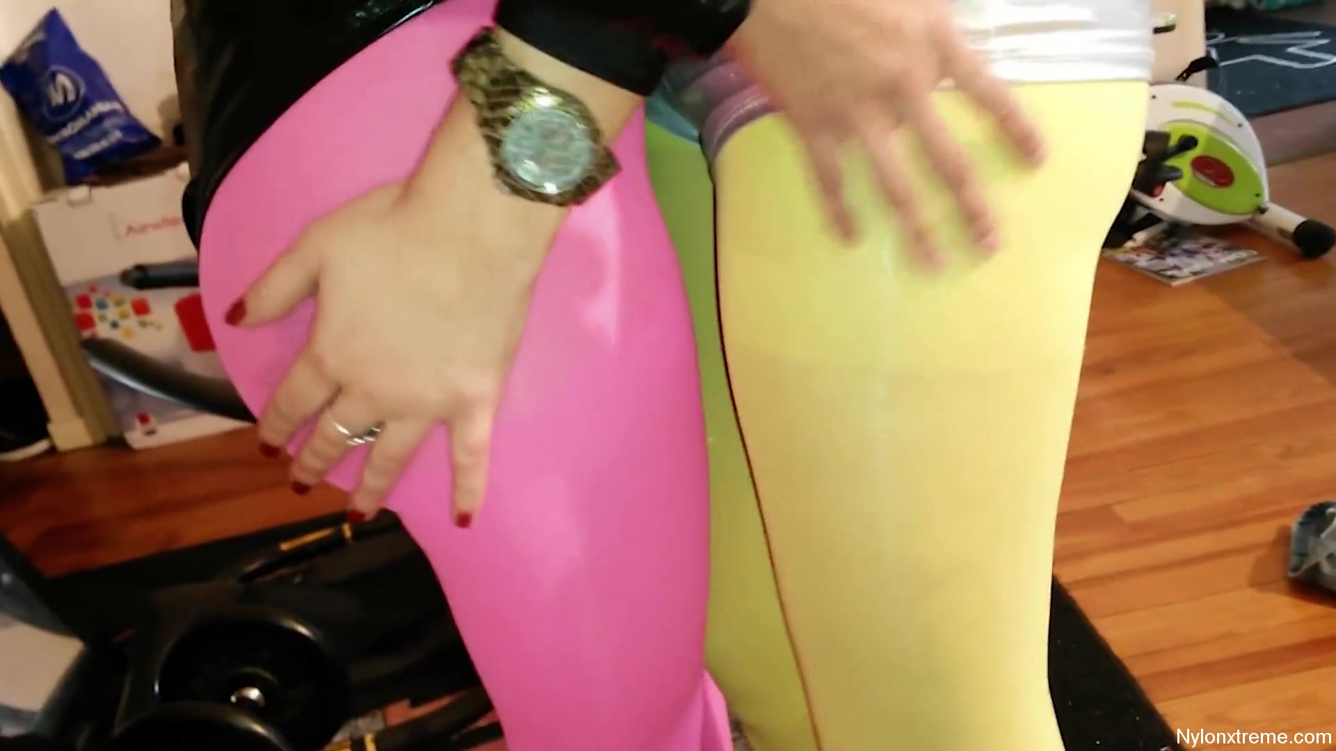 54 Threesome Pink Nylon And Yellow Pantyhose - Sex Movies Featuring Sexy Tights