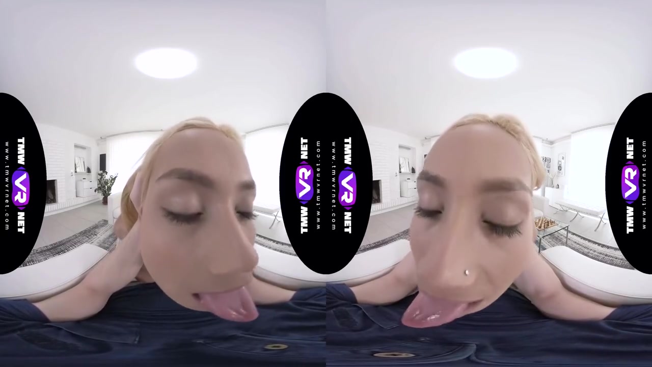 Virtual Reality And Veronica Leal - Blonde Plays With A Fat Cock Instead Of Chess