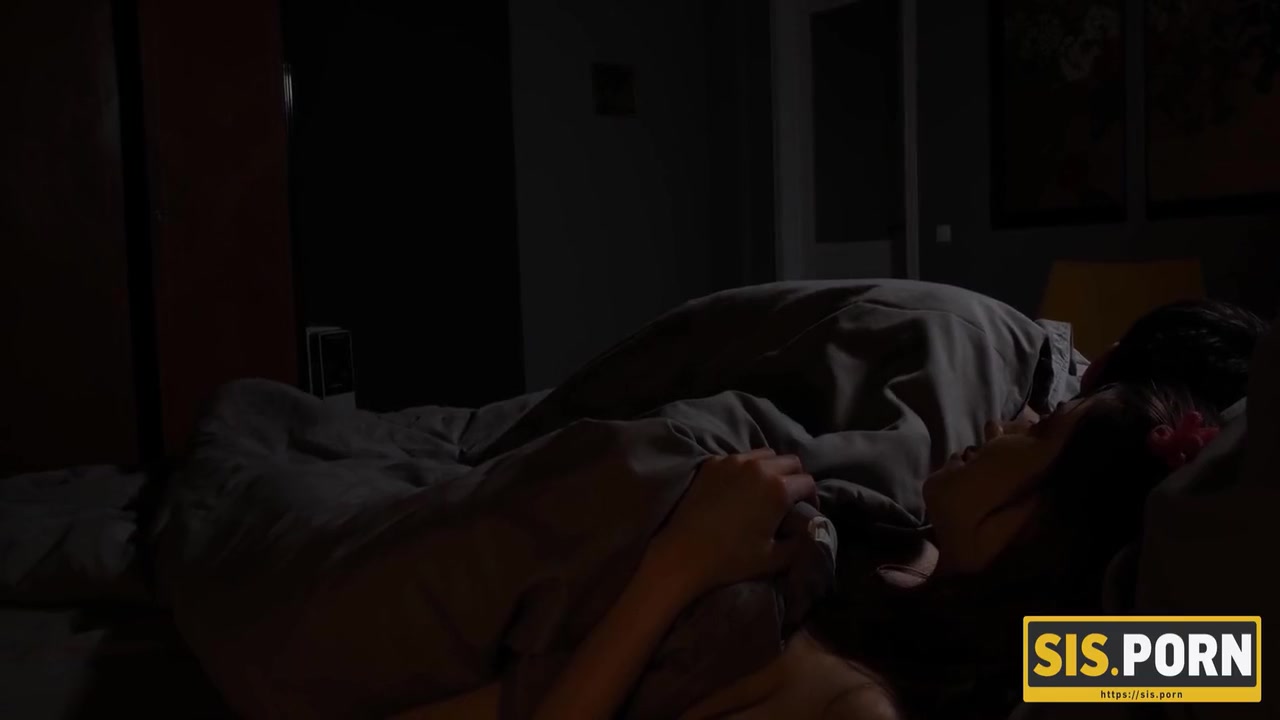 Oliver Trunk, Morning Sex And Sweet Hole In Pretty Babe Forgets About Nightmare Making Love With Stepbrother