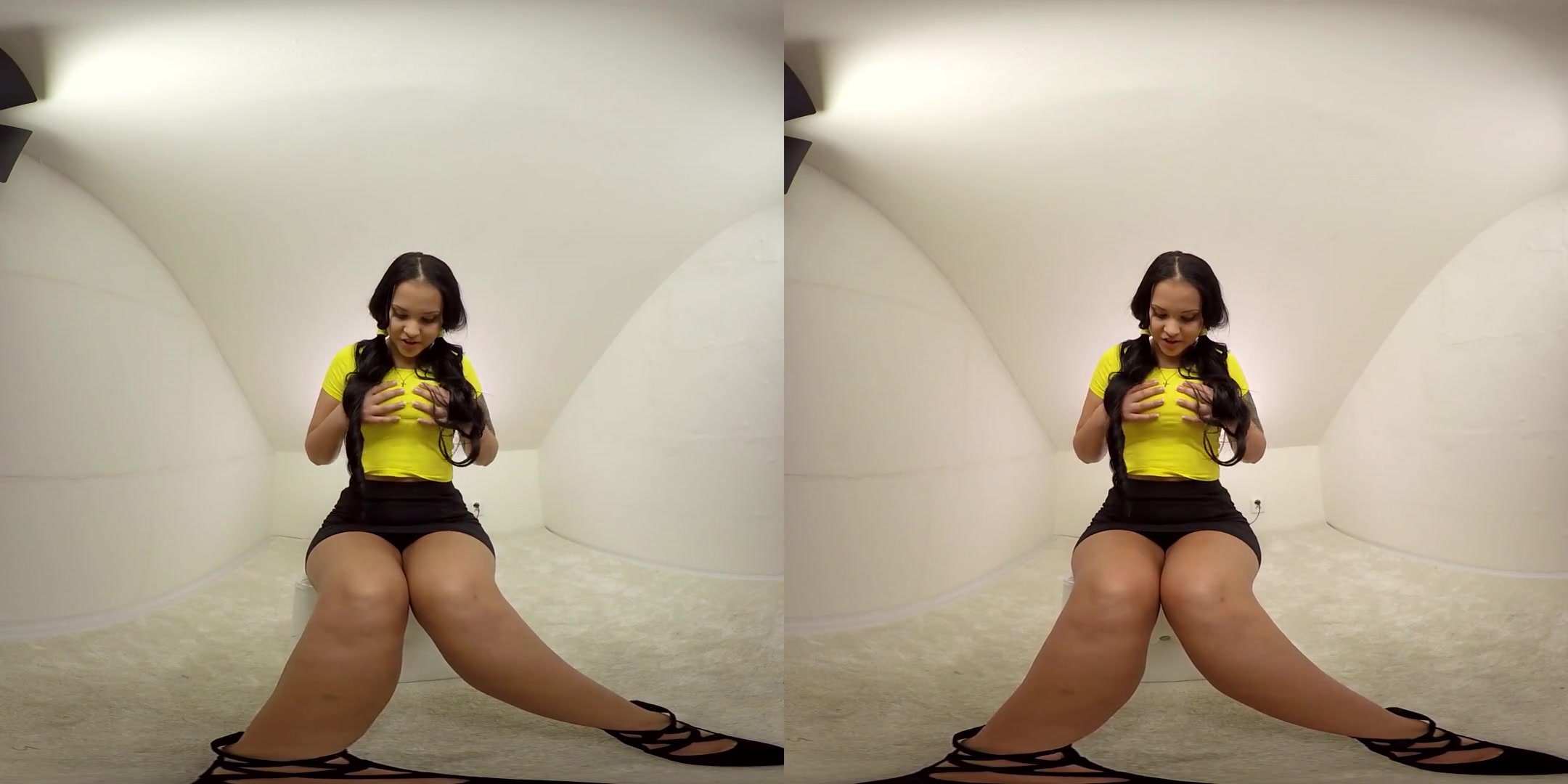 Jennifer Mendez in Latina Babe Jennifer Mendez Cums - BravoModelsMedia
