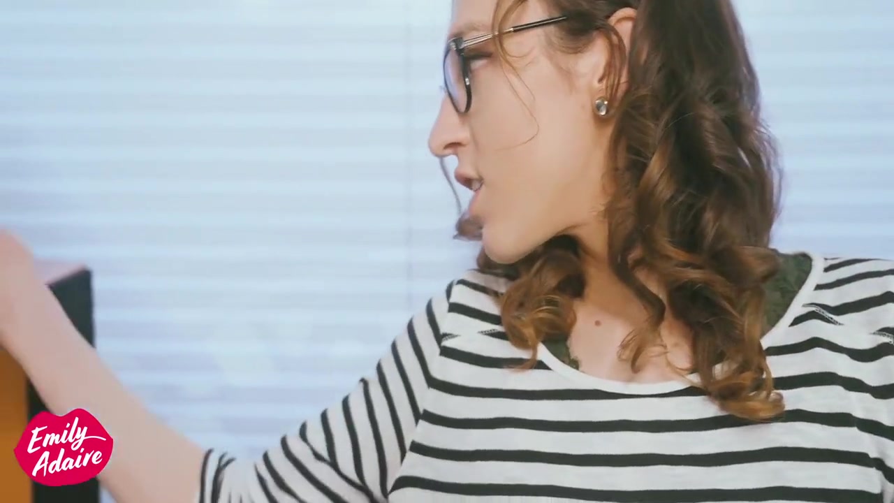 Emily Adaire In Would You Lick My Cum Off The Mirror? 7 Min