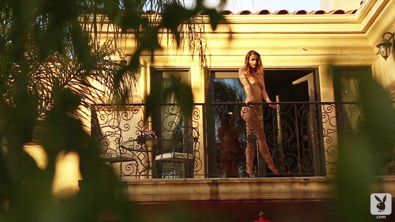 Luscious Time with Roos Van Montfort