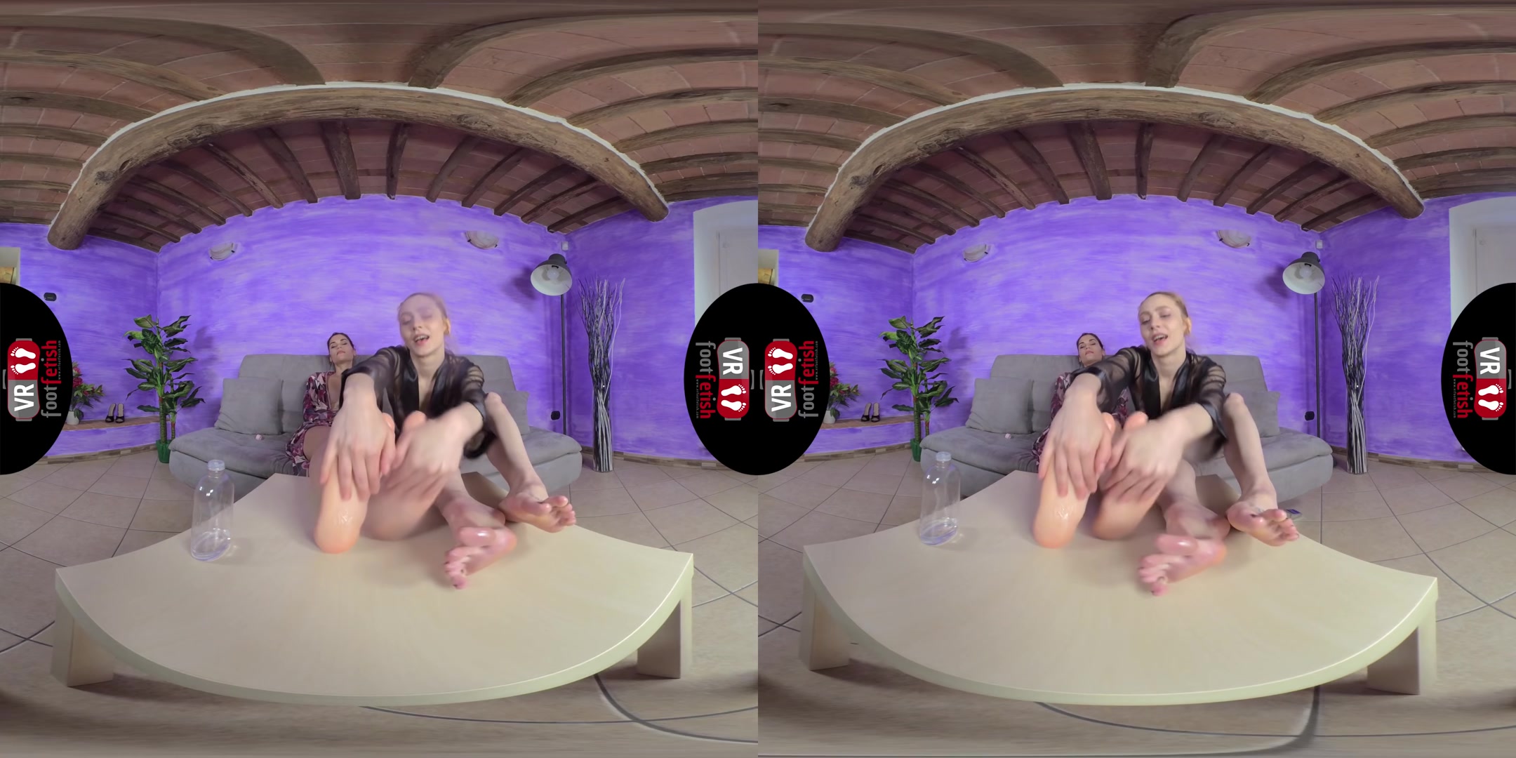 Sexy Chiara And Stella Massage Each Other's Feet With Oil - VRFootFetish