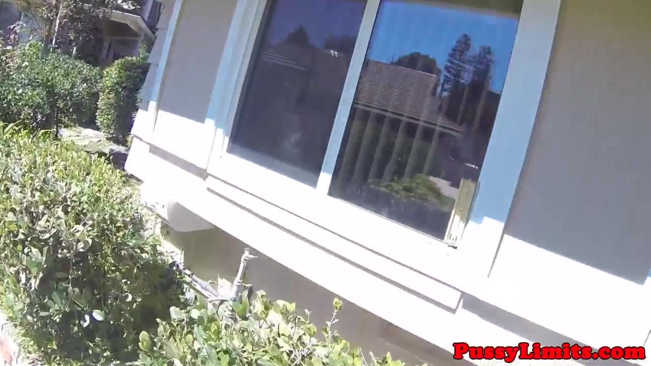 Jogging skank roughly pussypounded by maledom