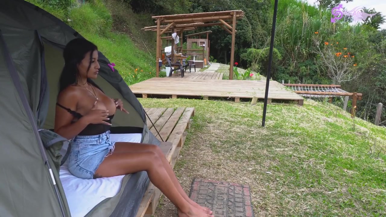 Mariana Martix In Glamping V.i. Sexo Libre Y