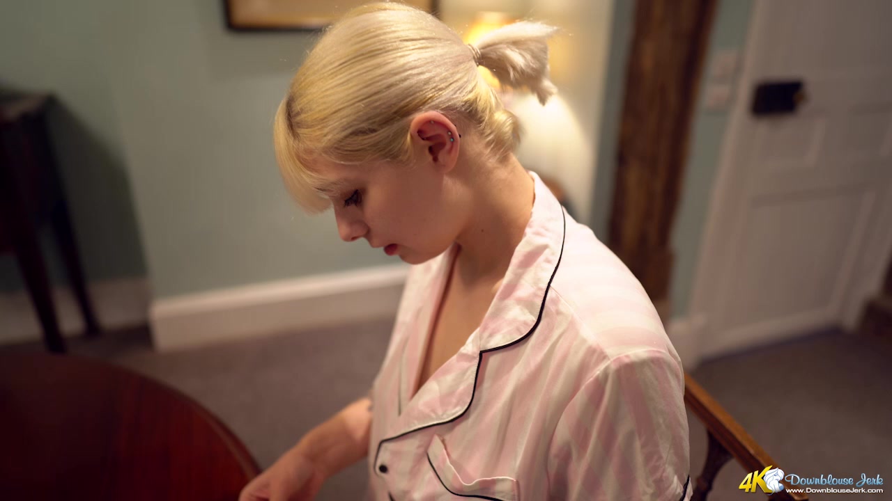 Cute Pink Pyjamas - DownblouseJerk
