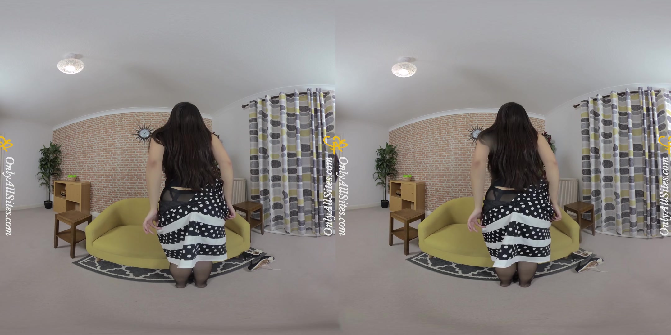 Alicia - Horny Brunette - OnlyTease