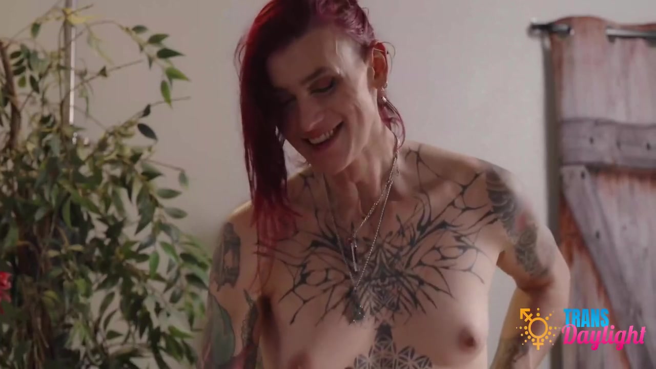 Arachnes Invitation: A Redheads Desire