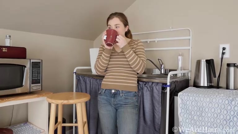 Dawn Honey Crisp masturbates after having tea - WeAreHairy