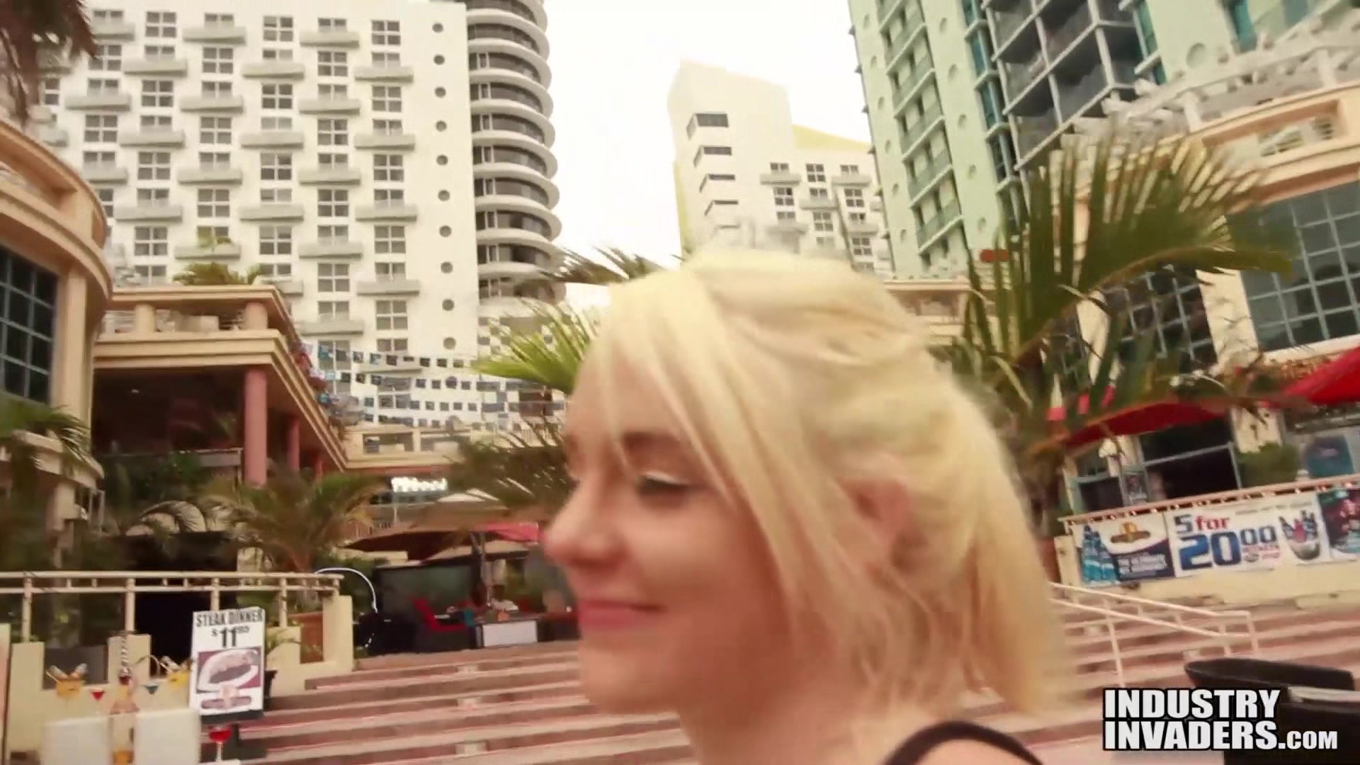 Put that Dick in your Mouth! Lola Summers enjoys BBC in Miami for IndustryInvaders