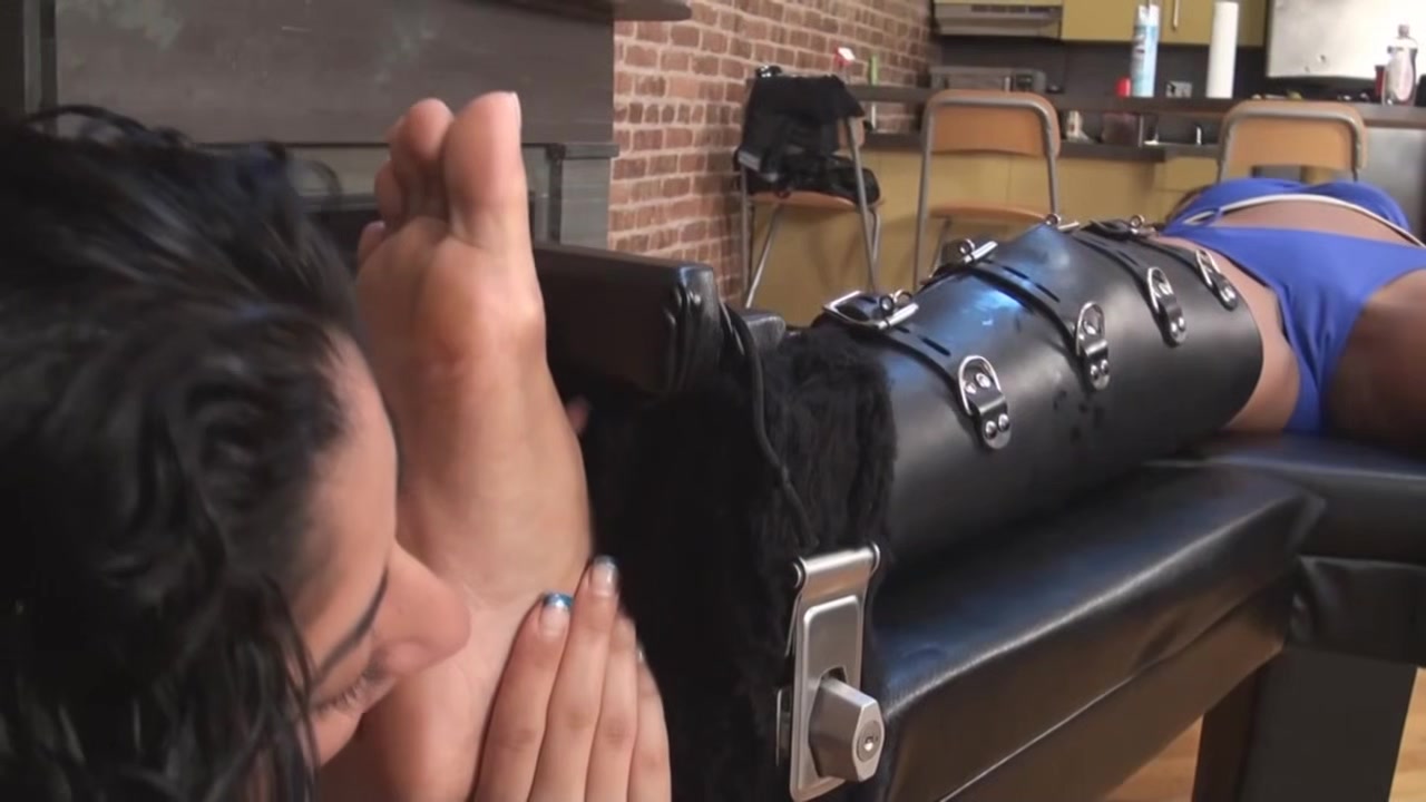 Prya Strapped And Racked - Taworship