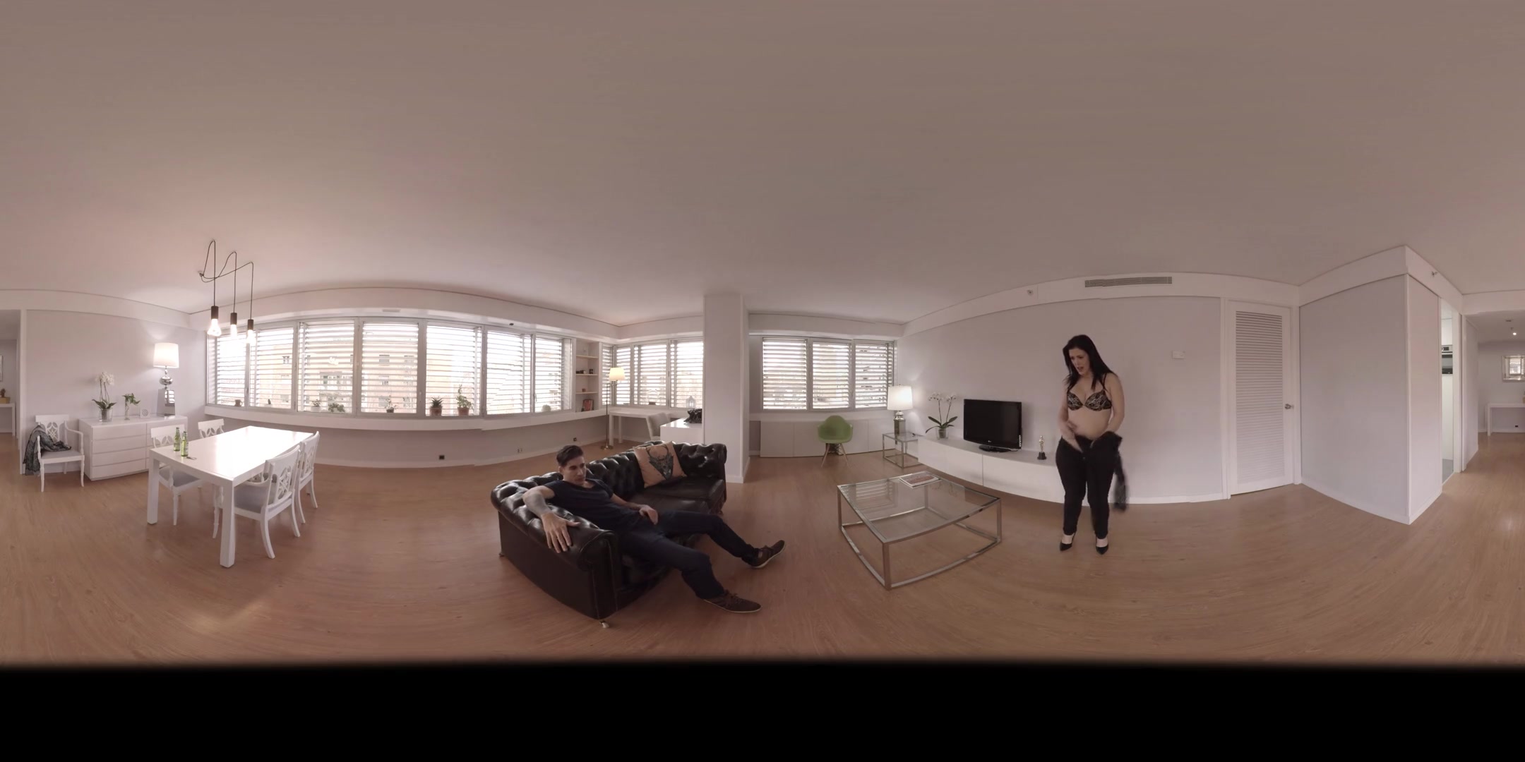 Blowjob Chill with a Horny Couple - VirtualPorn360