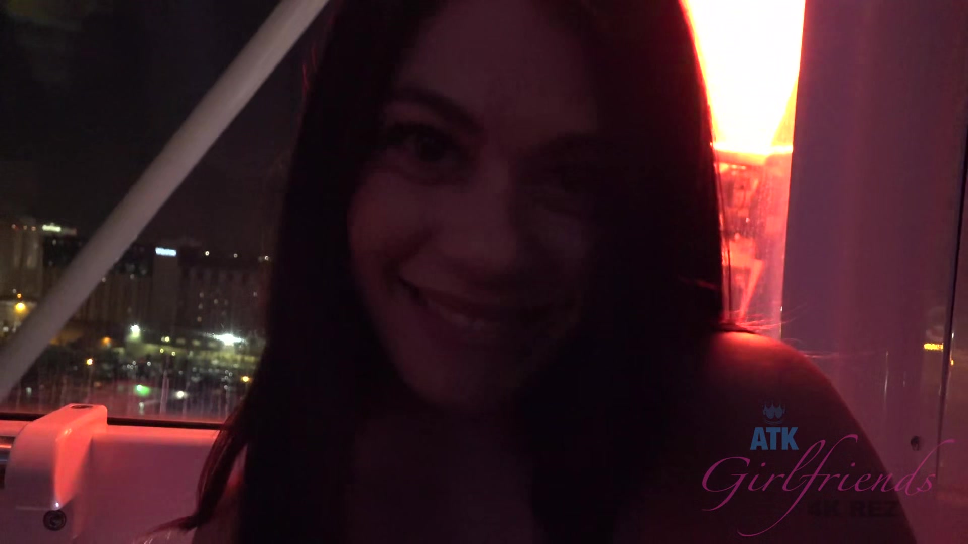 Virtual Vacation In Las Vegas With Sweet Chick Marina Woods 1/3