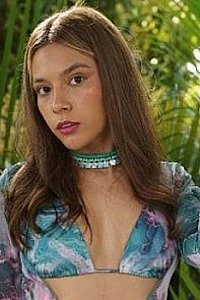 Jenn Lara