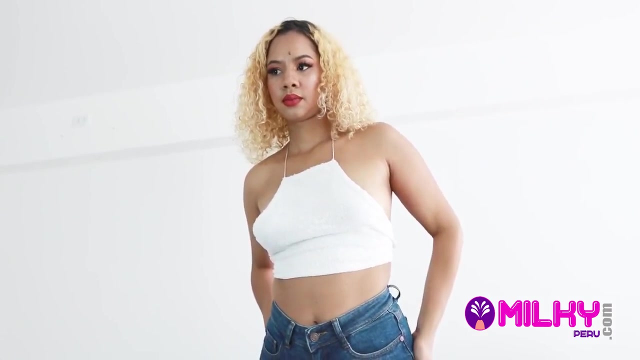 Venezuelan Delaila Discovered Recording Hot Tik Toks