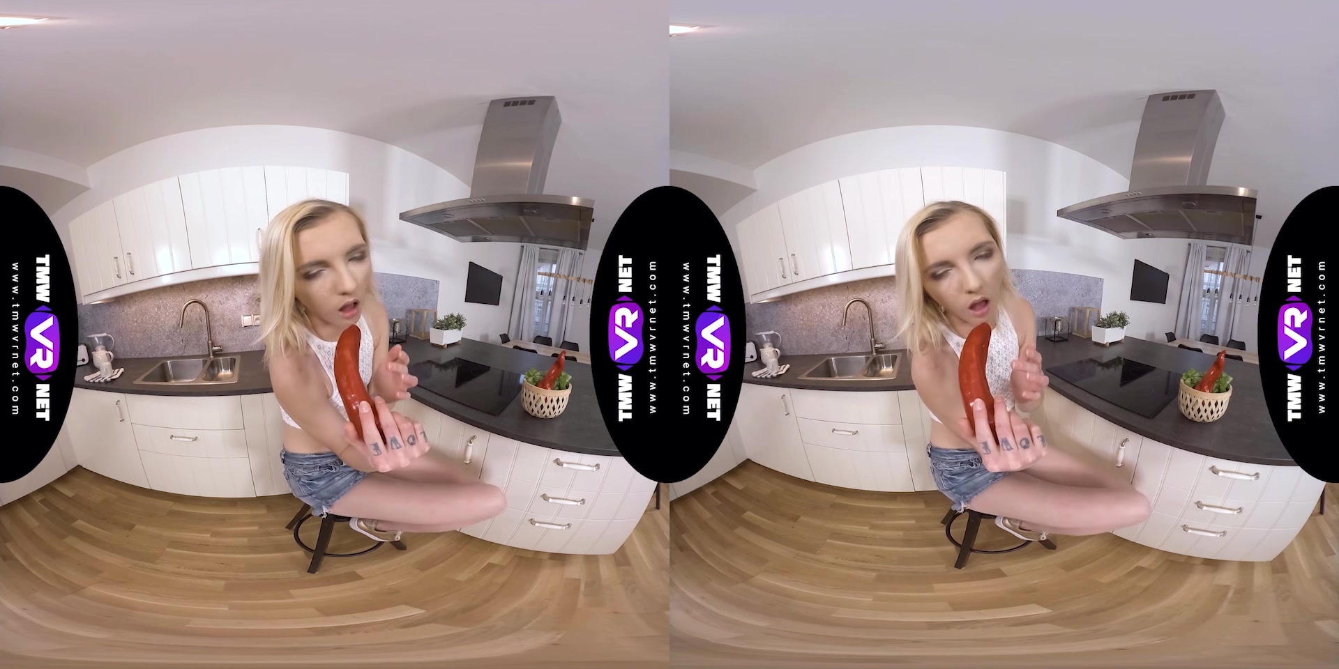 Hot pepper for salad and orgasm - TmwVRnet