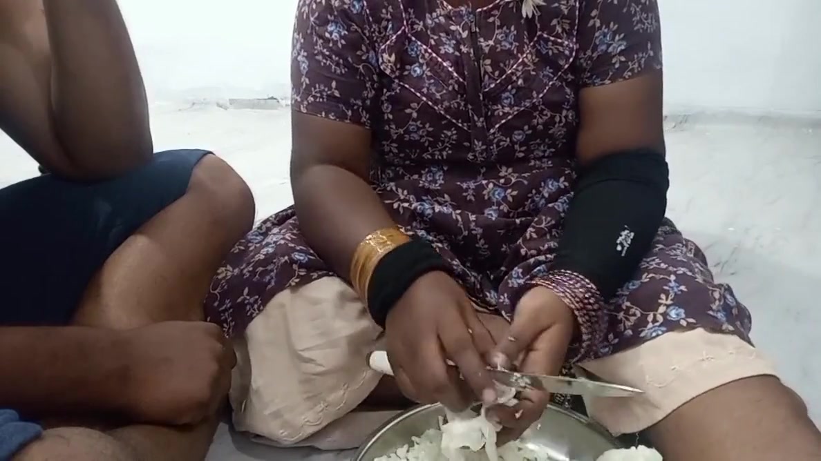Desi Tamil Bhabhi Teaching How To Fuck Pussy For Husband Step brother Hot Tamil Clear Audio