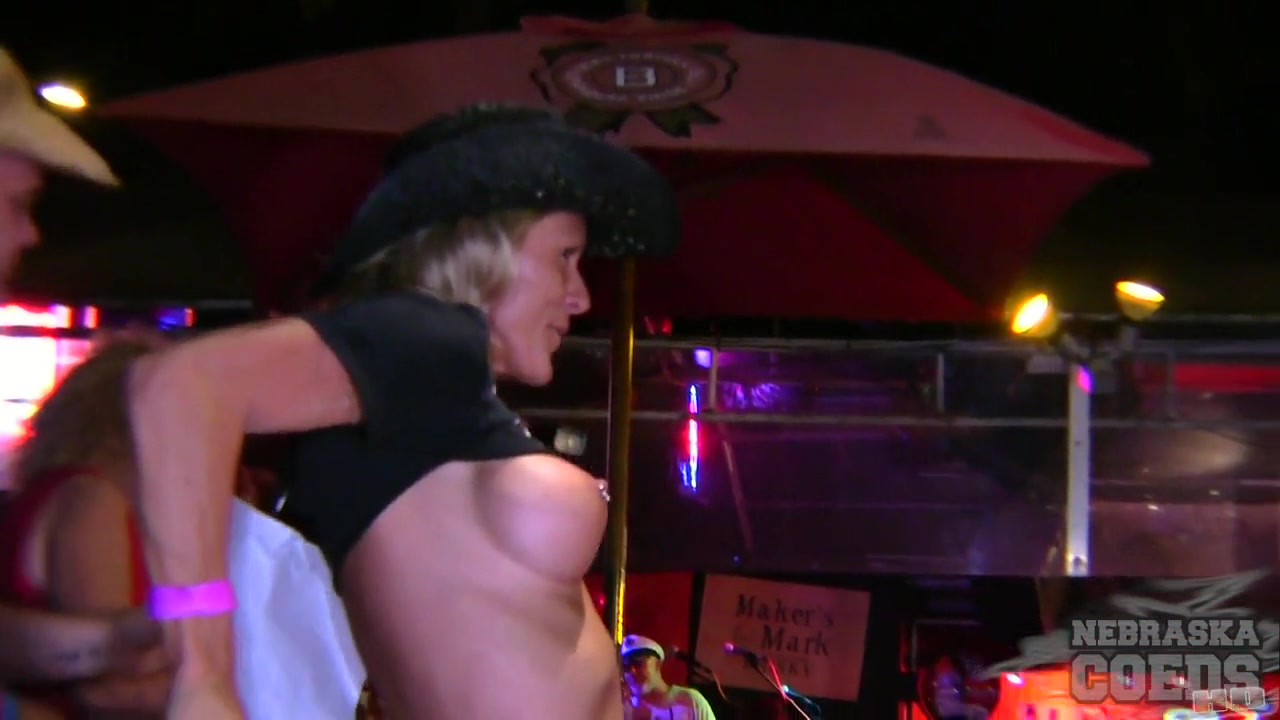Fantasy Fest 2018 Topless Bull Riding And Girls Flashing Pussy And Tits On The Streets - NebraskaCoeds