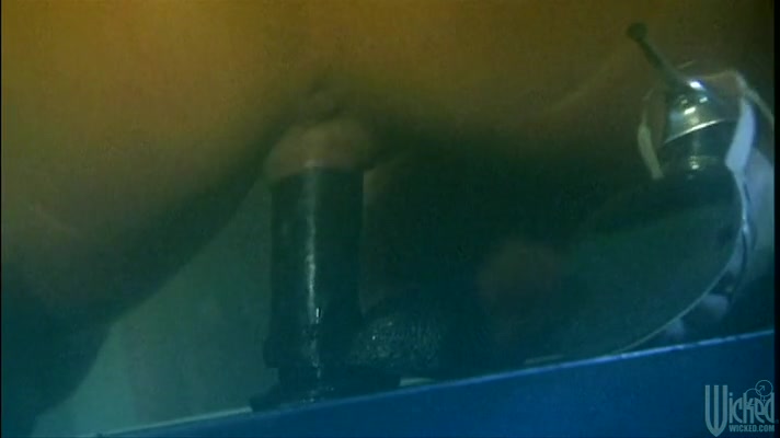 Alektra Blue, Melissa Lauren In Predator, Scene 3