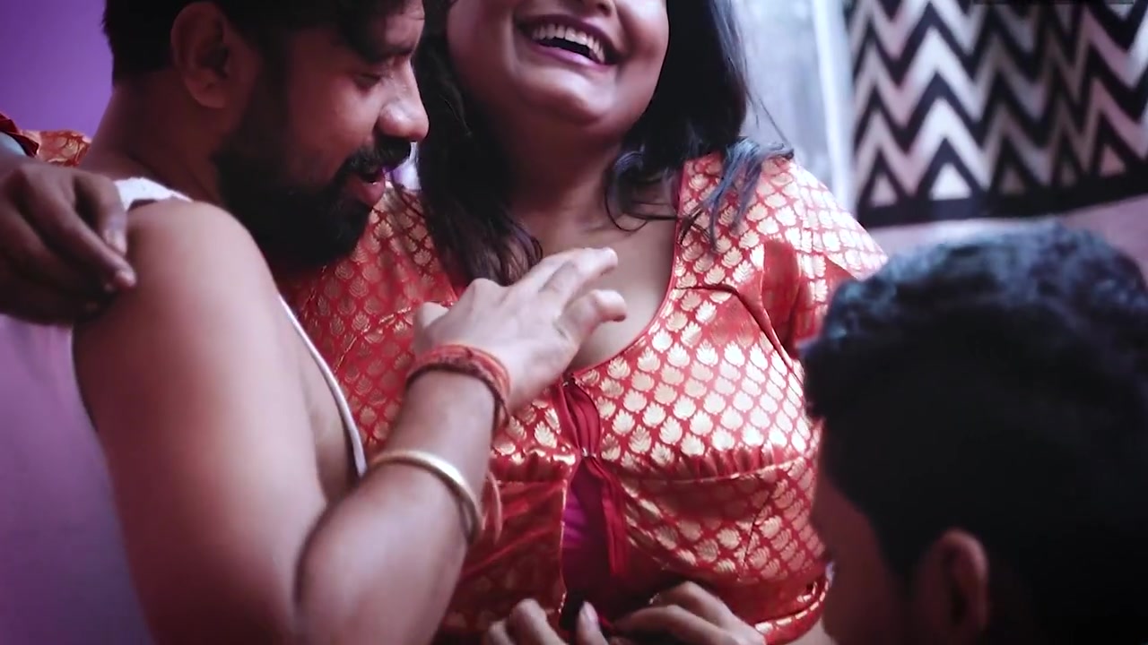 Omg Padosh Ki Bhabhi Ki Thukai Dewar Aur Jawan Virgin Launde Ke Sath Hindi Audio