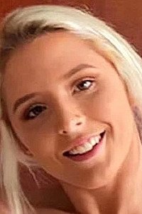 Chloe Kinks