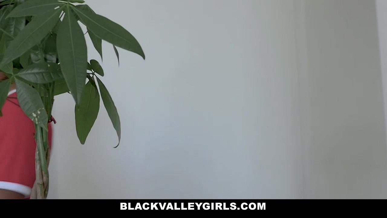 BlackValleyGirls - She Teaches Her Stepsister To Give A Blowjob