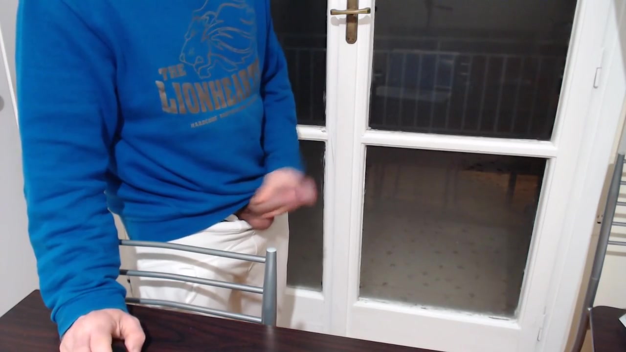 Enjoy Masturbating In Front Of My Neighbours - Public greek Uncut Dick