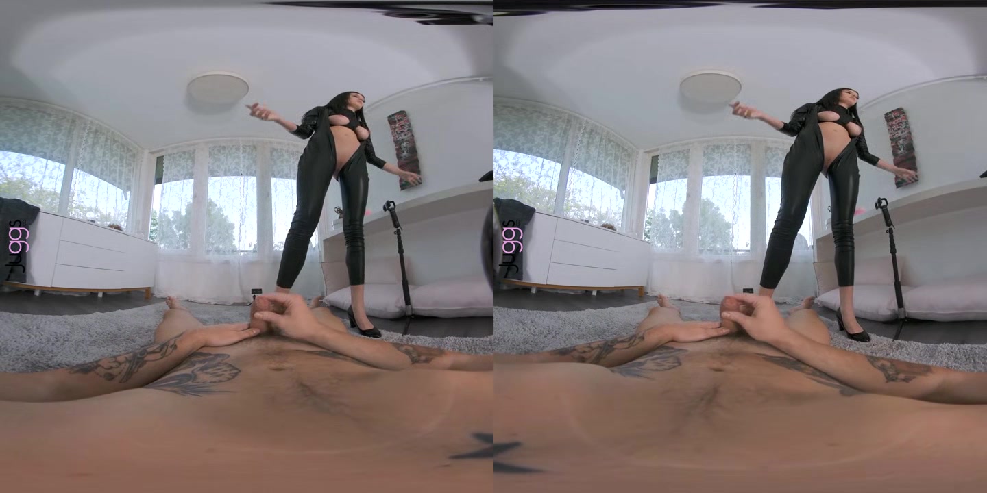 The Impossible Girl II - perVRt