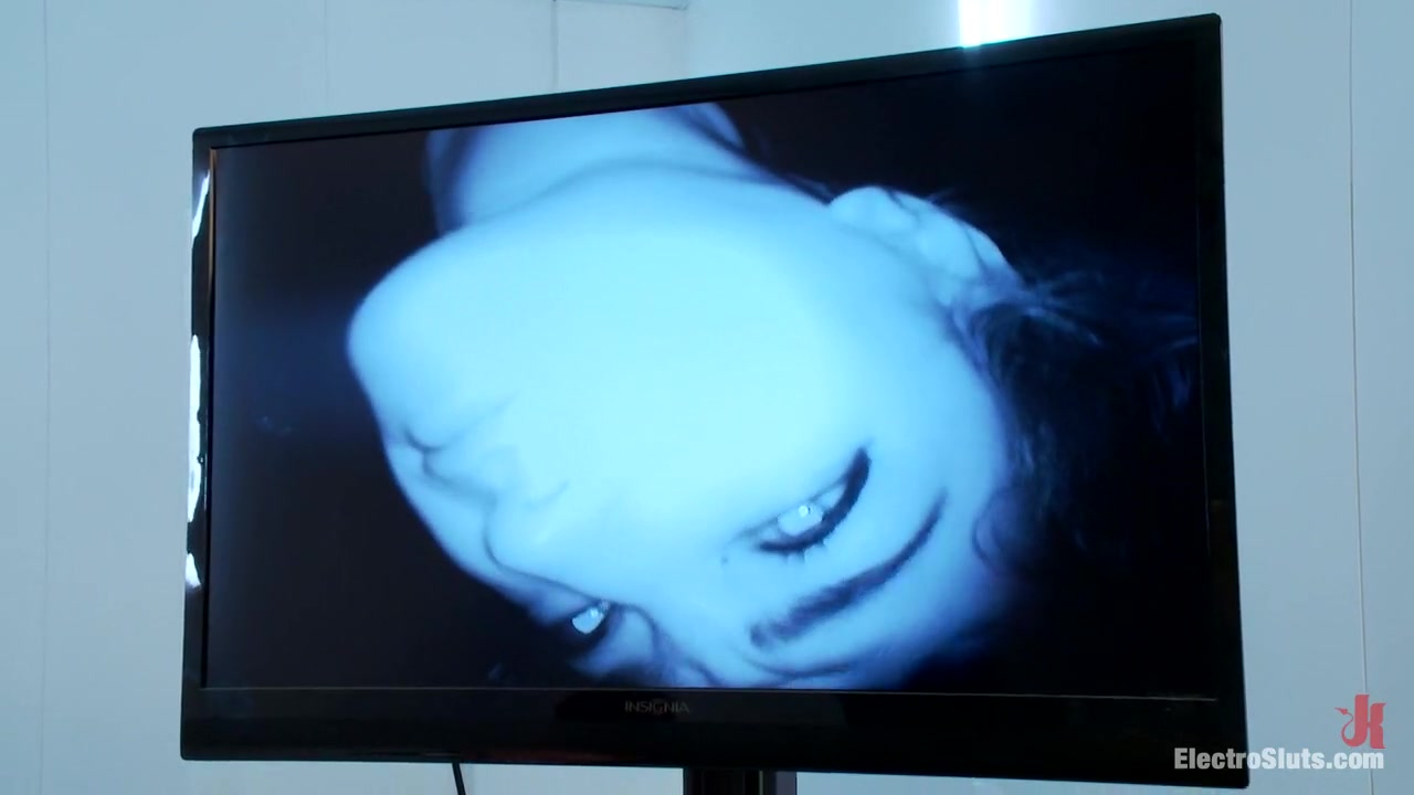 Ass Up Sensory Deprivation Electro DP!!