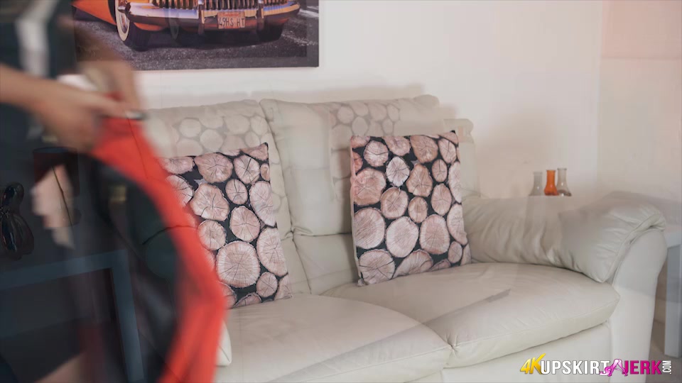 Kellie O'Brian "Short Skirt Shopping" - UpskirtJerk
