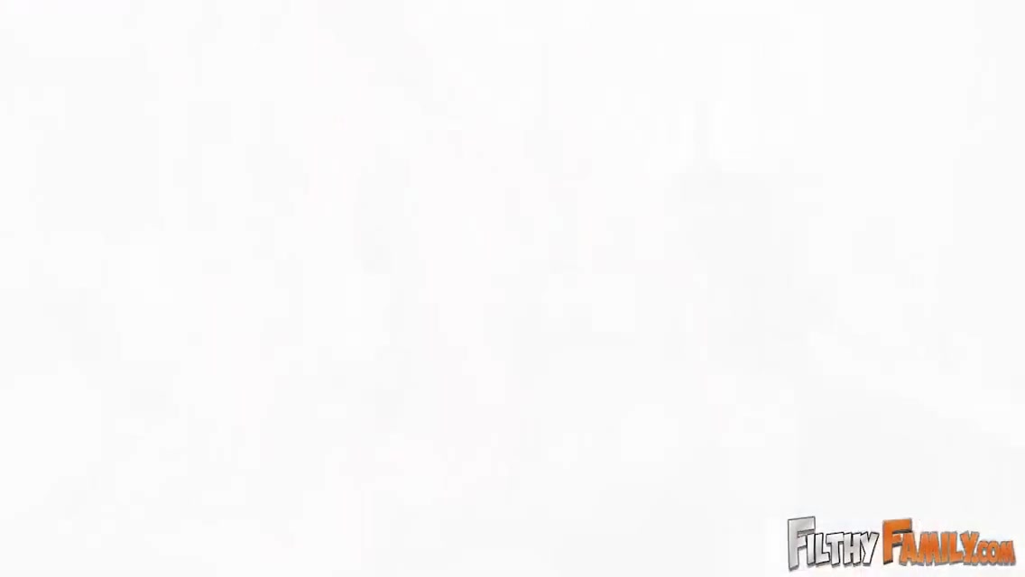 Angel Gostosas Threesome With Stepmom 3 Min