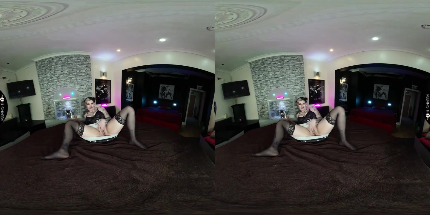 Goth Girl Sloppy Sucking