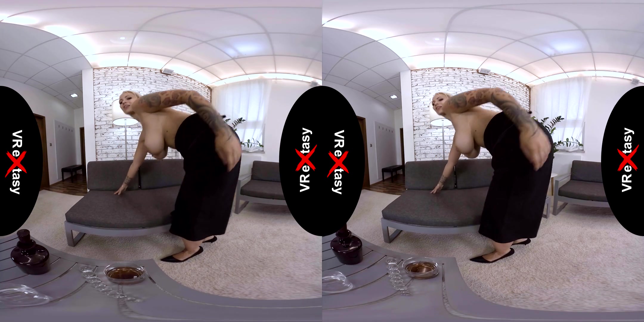 Domino - Milf Solo; Huge Tits Blonde MILF Masturbating VR