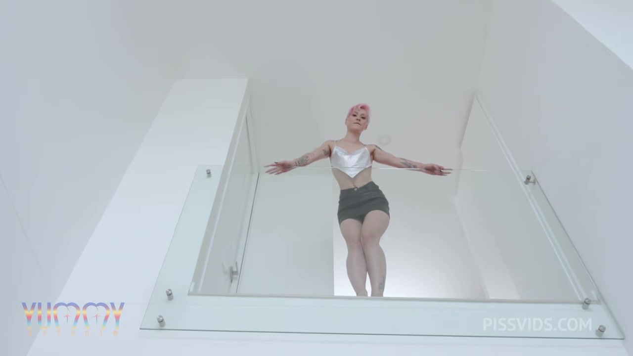 Sexy Anal queen Mina K takes a rough fucking with DAP 0% Pussy