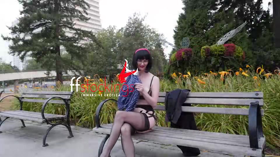 Exhibitionist
