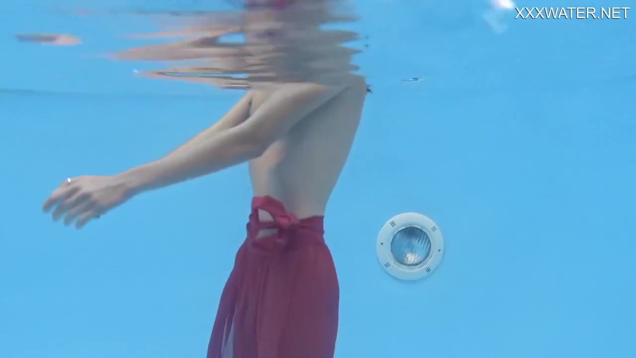 Petite Ultra In The Pool With Hermione Ganger And Hot Pornstar