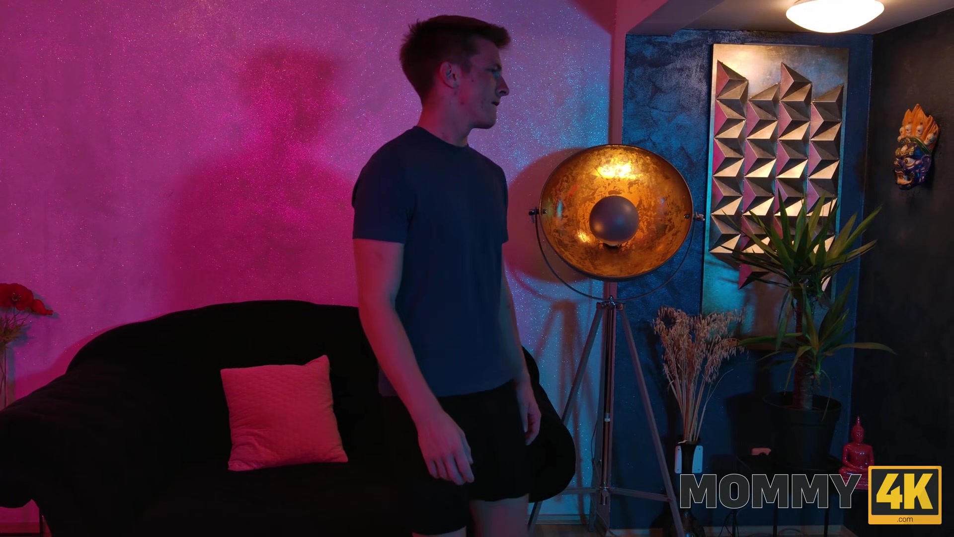 MOMMY4K. Maiming the Mom. Hot sex with Brittany Bardot