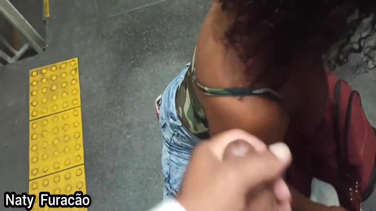Mamando Um Executivo No Estacionamento 6 Min