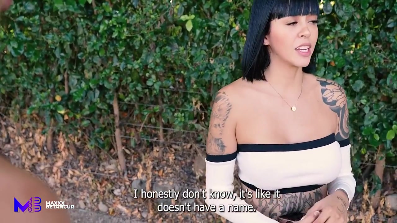 Luna Vitaler And Max Betancur - Lost Girl In The Woods Asks Me To Take Her Home