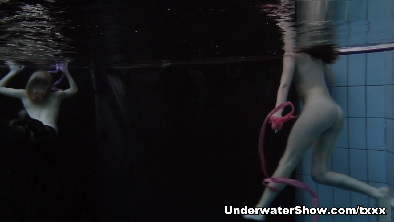 UnderwaterShow Video: Aneta Andrejka