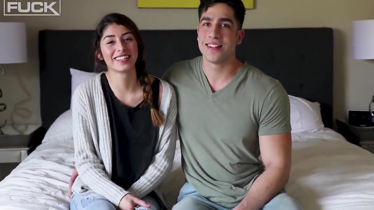 Diego Cruz And Vanessa Ortiz In Splits Open 18 Yo