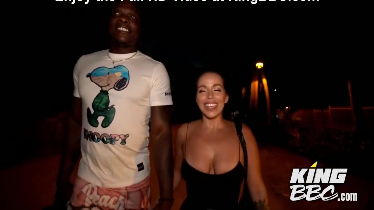 Louie Smalls And Hot Milf In Tinder Date! Bbc Facefucking Niyukee Cruz & Facial On Southbeach By Kingbbc