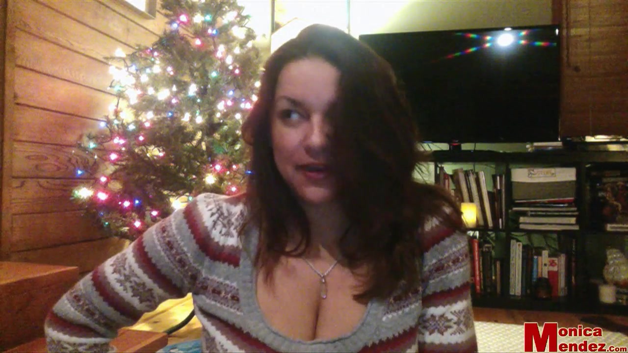 Monica Mendez - Christmas Sweater Webcam 1