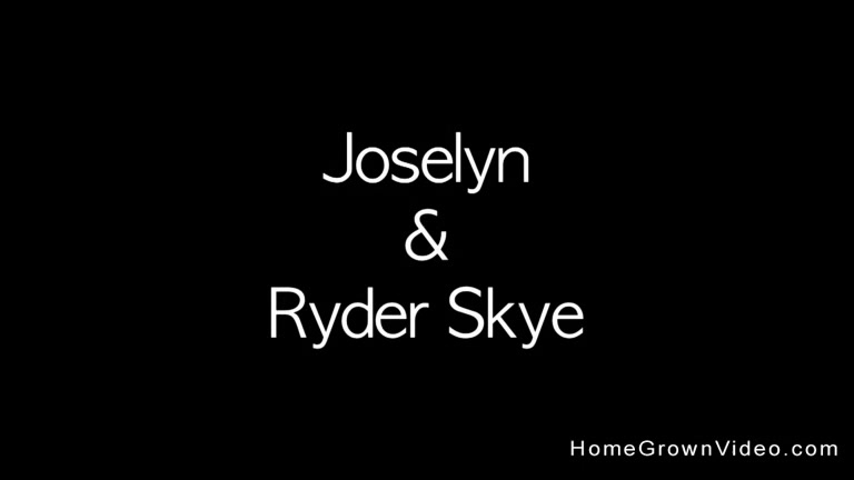 Ryder picks up an adorable blonde at the park