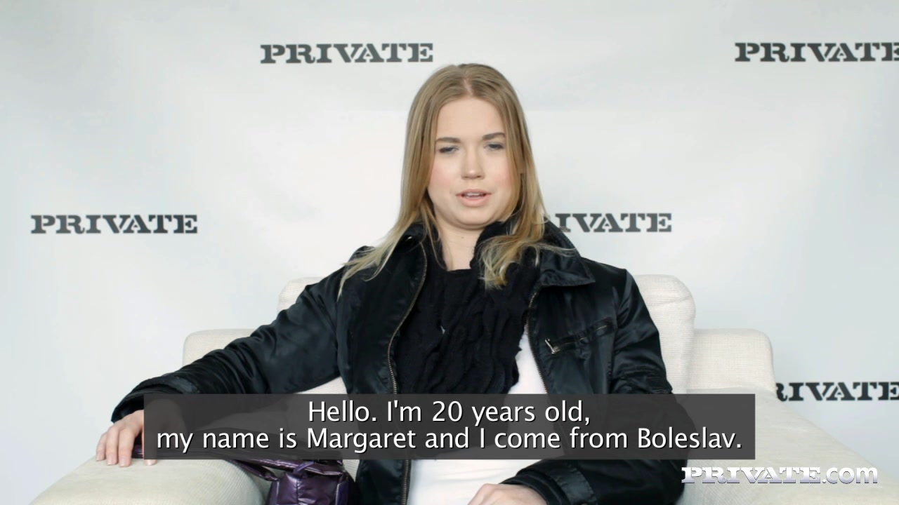 Wannabe Violette Pink thinks this porn casting will make her a pornstar