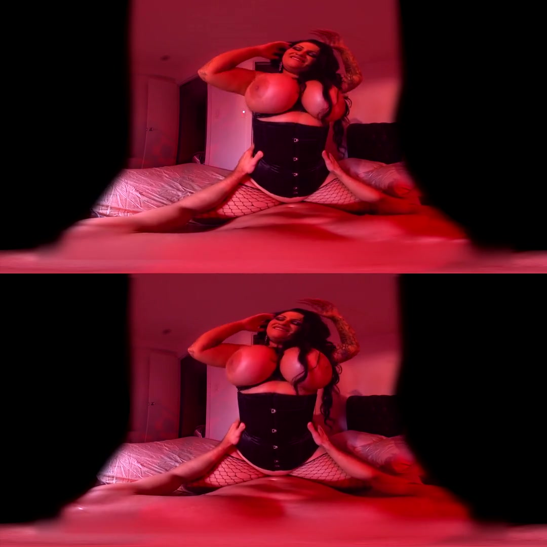 Samantha Mack in Red Light Special 2 - HoloGirlsVR