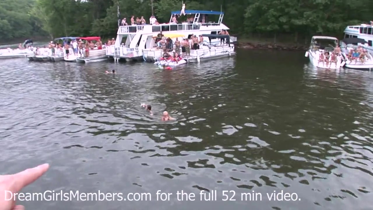 Girls Strip Off Bikinis & Skinny Dip In Front Of Huge Crowd - DreamGirlsMembers
