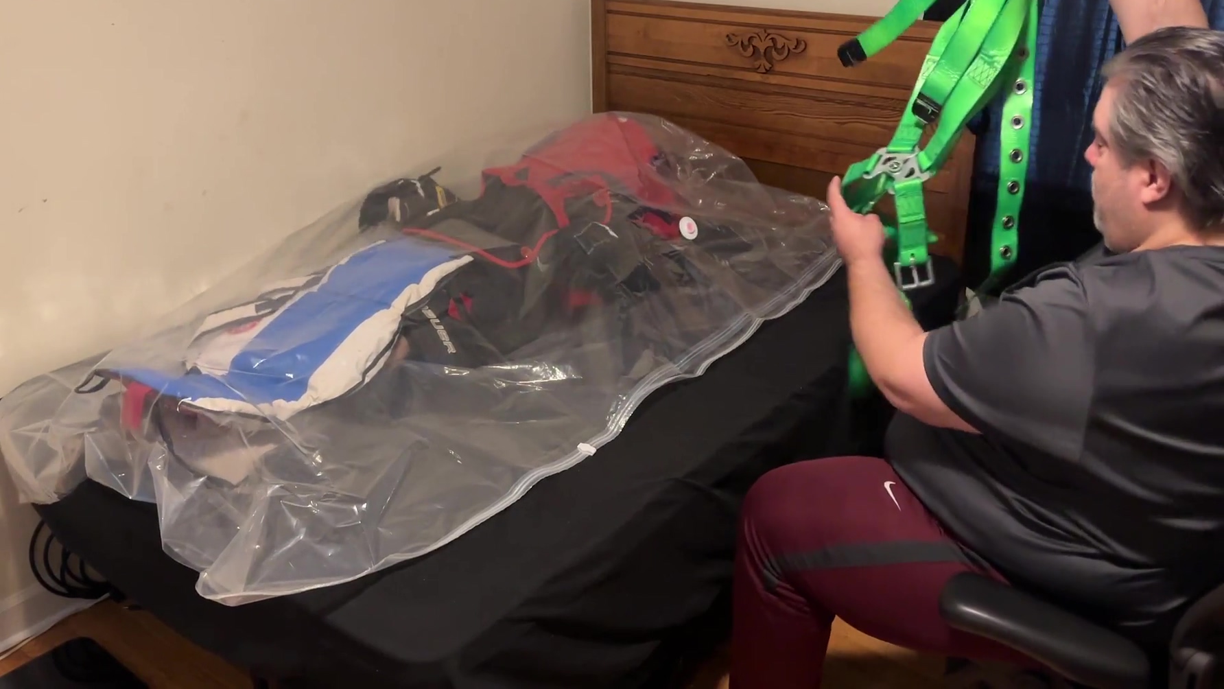 Dec 22 2022 - Vacpacked In My Hockey Gear With All Of My Chesties & My Miller Harness
