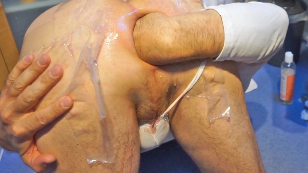Clear Plug Anal Fuck And Gape