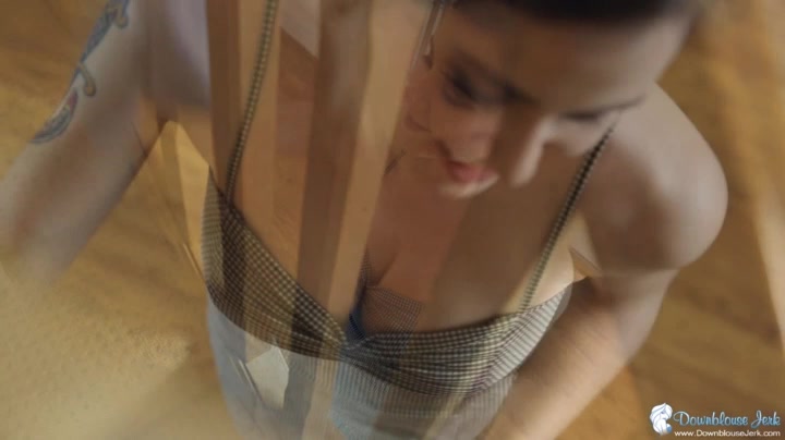 Jessica in Do You Want To See My Big Tits? - DownblouseJerk